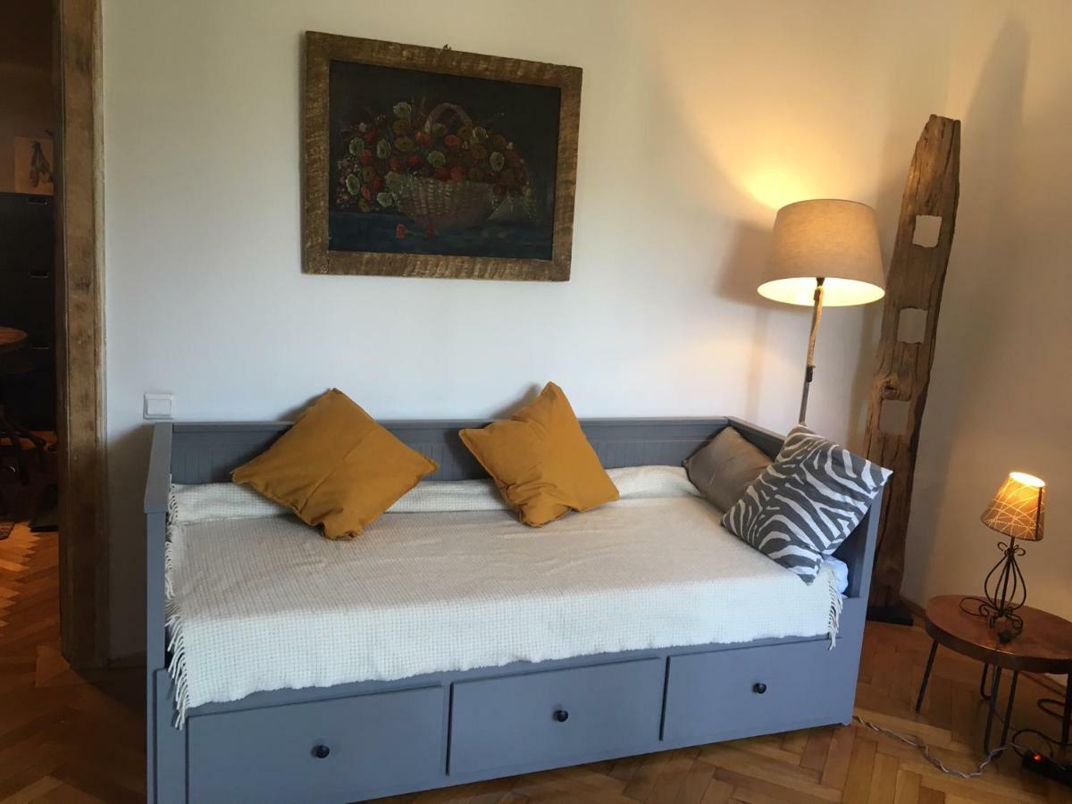Vintage Apartment Bucureşti Eksteriør bilde